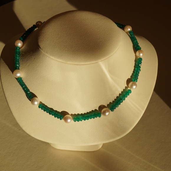 18.5" Genuine Akoya Pearl & Emerald Bead Necklace - Picture 7 of 7